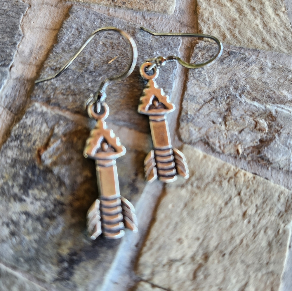 Sterling Silver Arrow Design Earrings - Picture 8 of 12